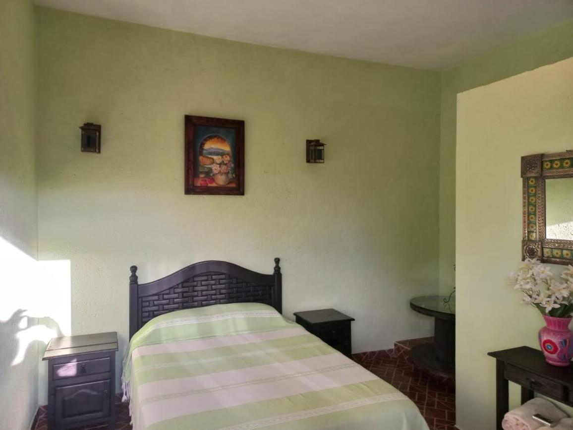 Bed and Breakfast Casa Loteria Альенде Экстерьер фото